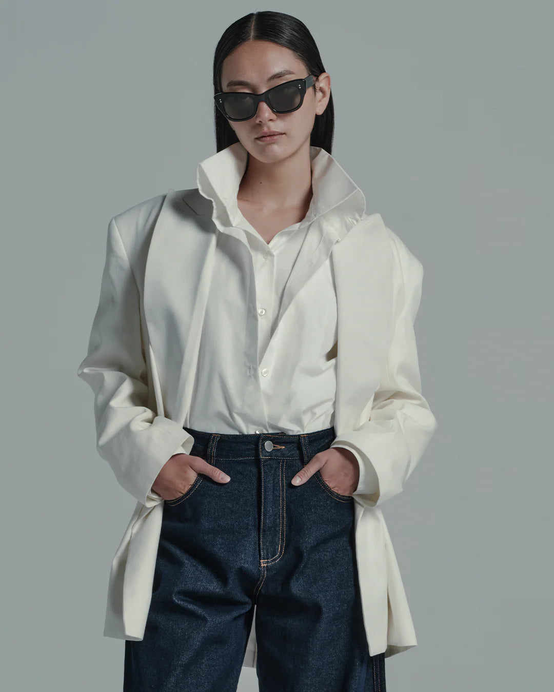 เสื้อเชิ้ตคอสูงสองชั้น (Double Layer High Collar Shirt)